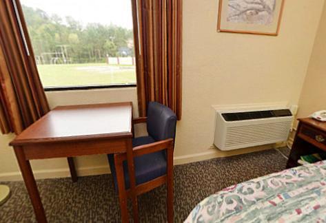 Americas Best Value Inn Smithfield Esterno foto